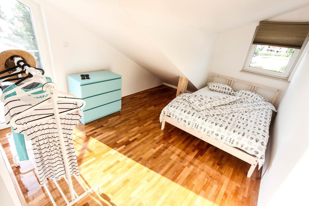 Apartments Rajna Zaboric Bagian luar foto