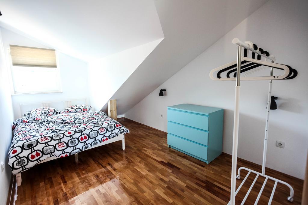 Apartments Rajna Zaboric Bagian luar foto